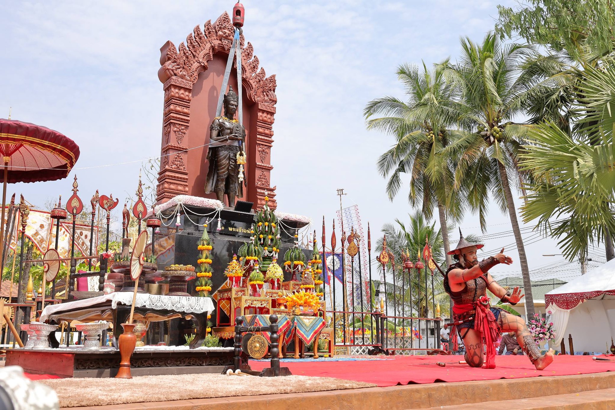จ. ลำปาง จัดพิธีอัญเชิญพระรูป &ldquo;พระเจ้าอนันตยศ&rdquo; ปฐมกษัตริย์แห่งเขลางค์นคร ประดิษฐานบนพระแท่นอนุสาวรีย์ ณ วัดพระเจ้าทันใจ อย่างสมพระเกียรติ