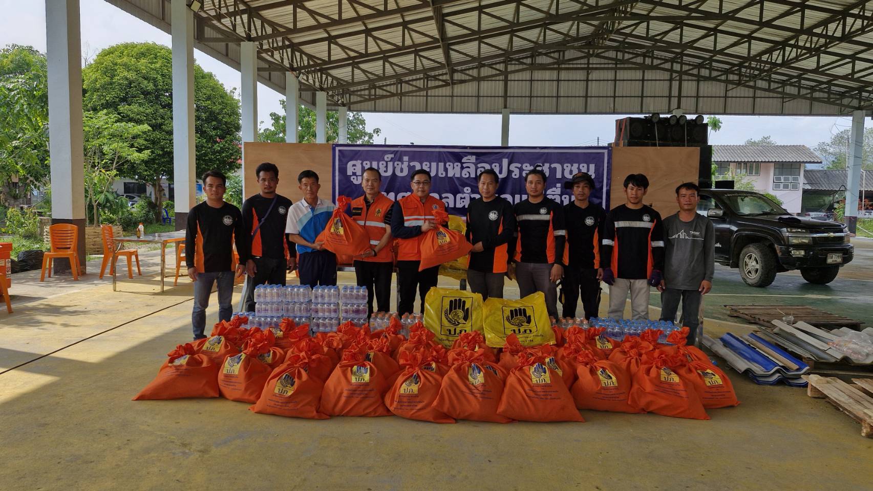 จังหวัดเชียงใหม่เร่งช่วยผู้ประสบพายุอมก๋อย ส่งถุงยังชีพ-วัสดุซ่อมบ้าน ดูแลกว่า 600 ครัวเรือน