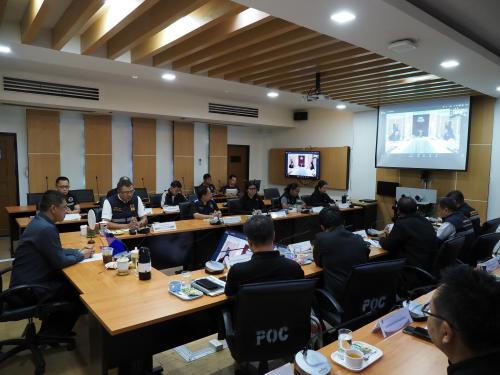ผู้ว่าราชการจังหวัดแม่ฮ่องสอนร่วมประชุมกองบัญชาการป้องกันและบรรเทาสาธารณภัยแห่งชาติ (บกปภ.ช.) เพื่อติดตามสถานการณ์และการให้ความช่วยเหลือผู้ประสบอุทกภัย